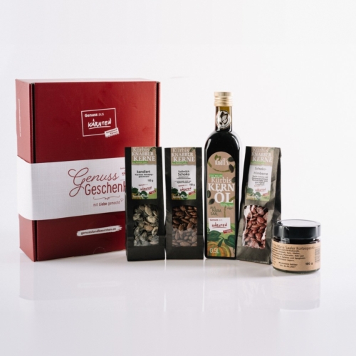 Genuss-Geschenk vom Bauernhof Knafl: Geschenkbox mit Kürbiskernöl 0,5 l, drei Sorten Kürbisknabberkerne und Kürbispesto